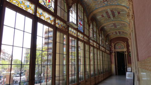 Galeria din Pavilionul administrativ - singura fotografie din interiorul spitalului pe care o găsisem la momentul respectiv