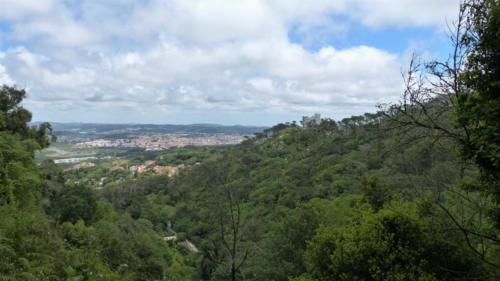 Vedere spre Sintra din Palatul Pena